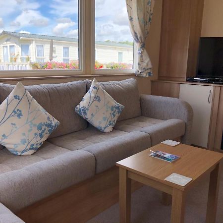 Tref Y Clawdd Apartment Felixstowe Exterior foto