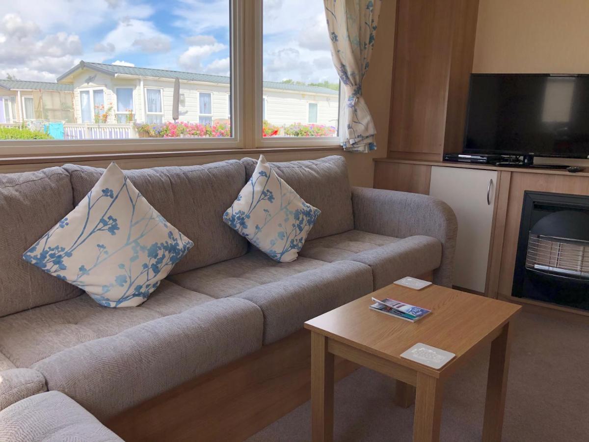 Tref Y Clawdd Apartment Felixstowe Exterior foto
