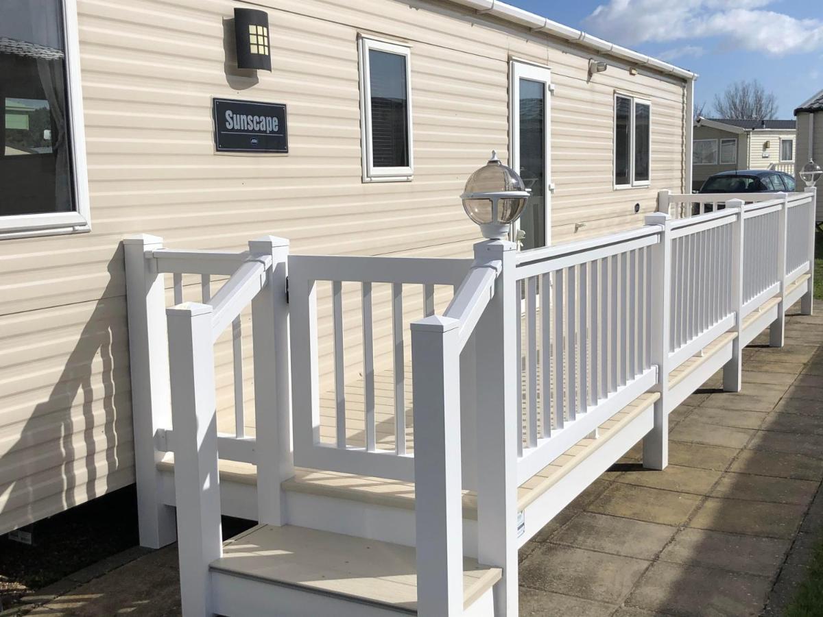 Tref Y Clawdd Apartment Felixstowe Exterior foto